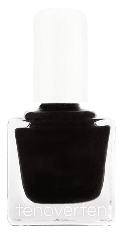 Fall Nail Color Trend: Bold Black