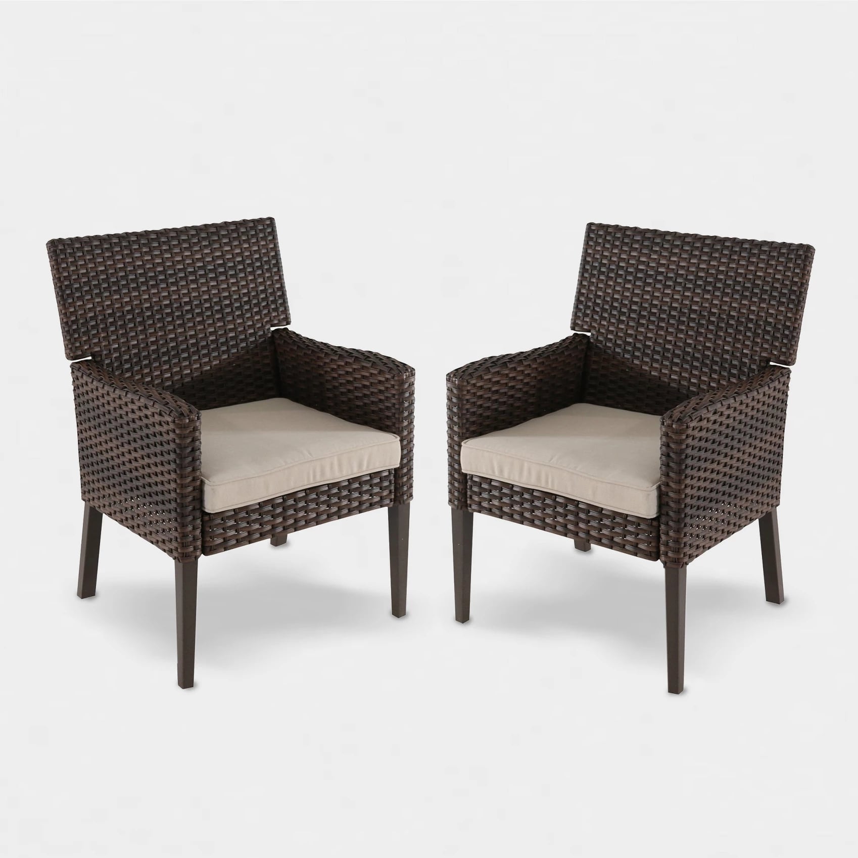 Threshold clearance wicker chair