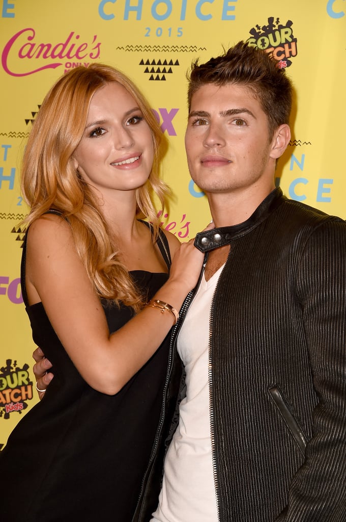 Bella Thorne and Gregg Sulkin PDA 2015 Teen Choice Awards