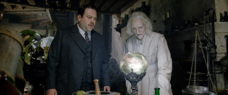 FANTASTIC BEASTS: THE CRIMES OF GRINDELWALD, from left: Dan Fogler, Brontis Jodorowsky, 2018.  2018 Warner Bros. Ent.  All Rights Reserved.Wizarding WorldTM Publishing Rights  J.K. Rowling WIZARDING WORLD and all related characters and elements are tradem