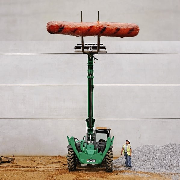 Hot Dog + Telehandler