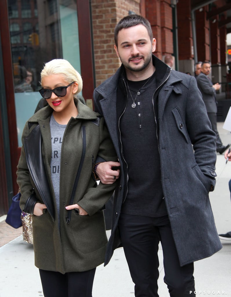 Christina Aguilera Baby Bump Pictures