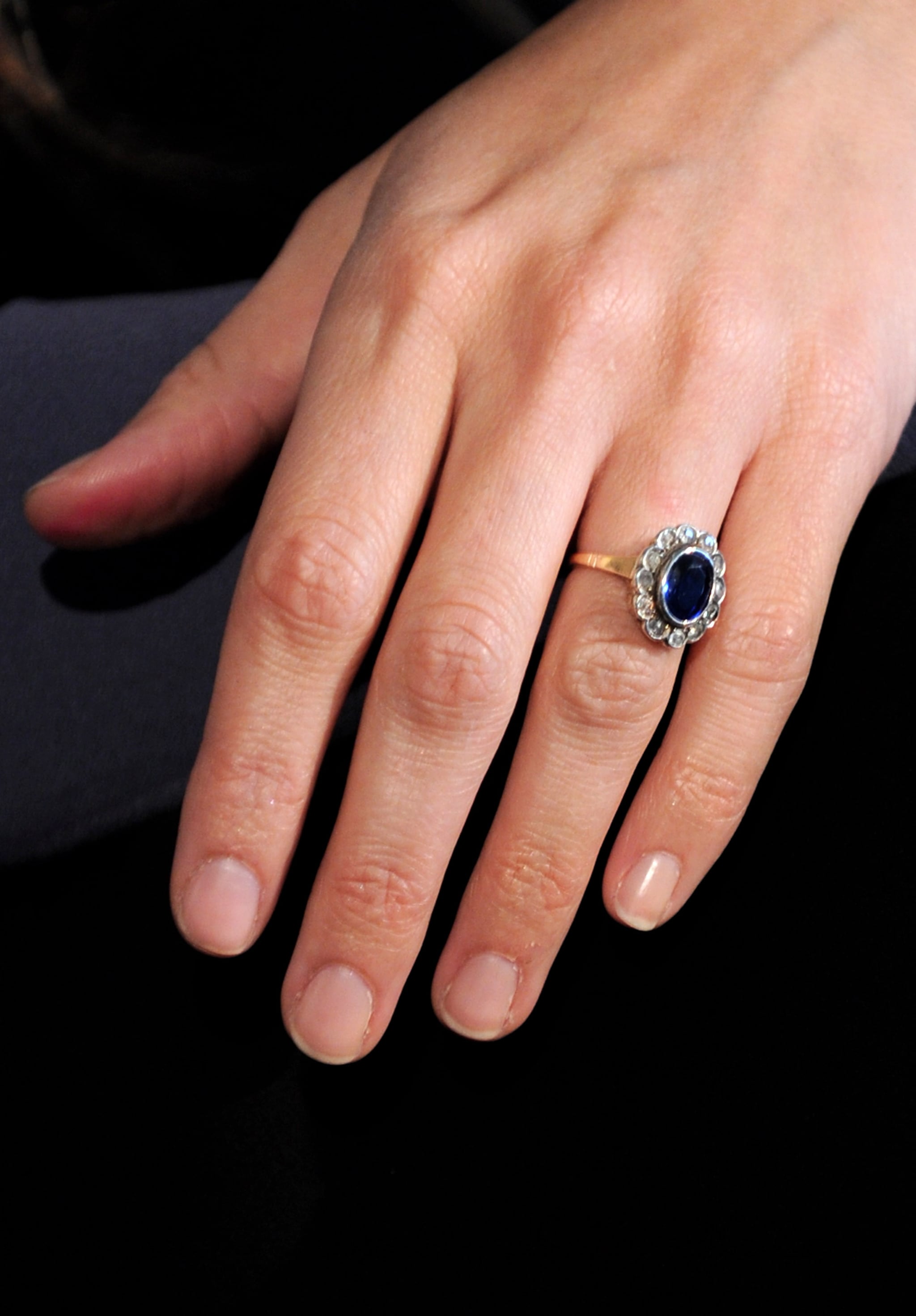 Penelope cruz engagement ring outlet