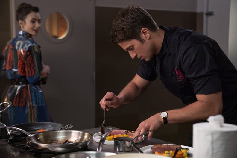 Emily in Paris: Why Does Emily Have Gabriel's Pan? | PS Entertainment