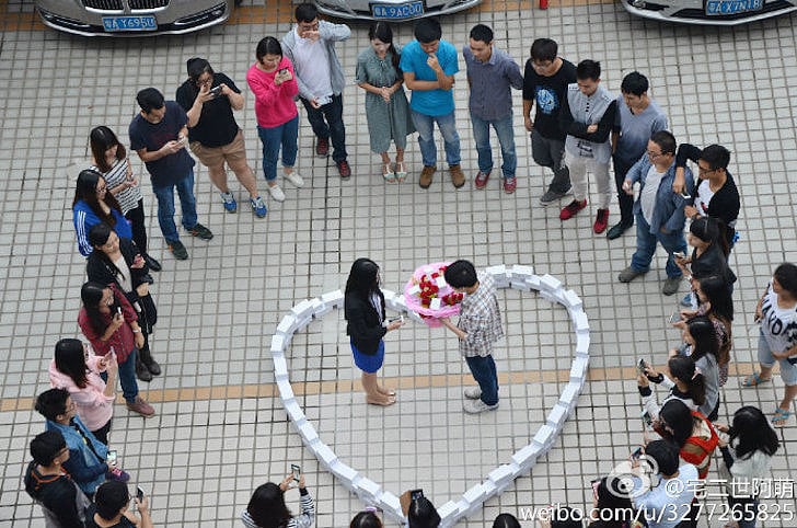 99 iPhones Were Used in the Saddest Public Proposal of All