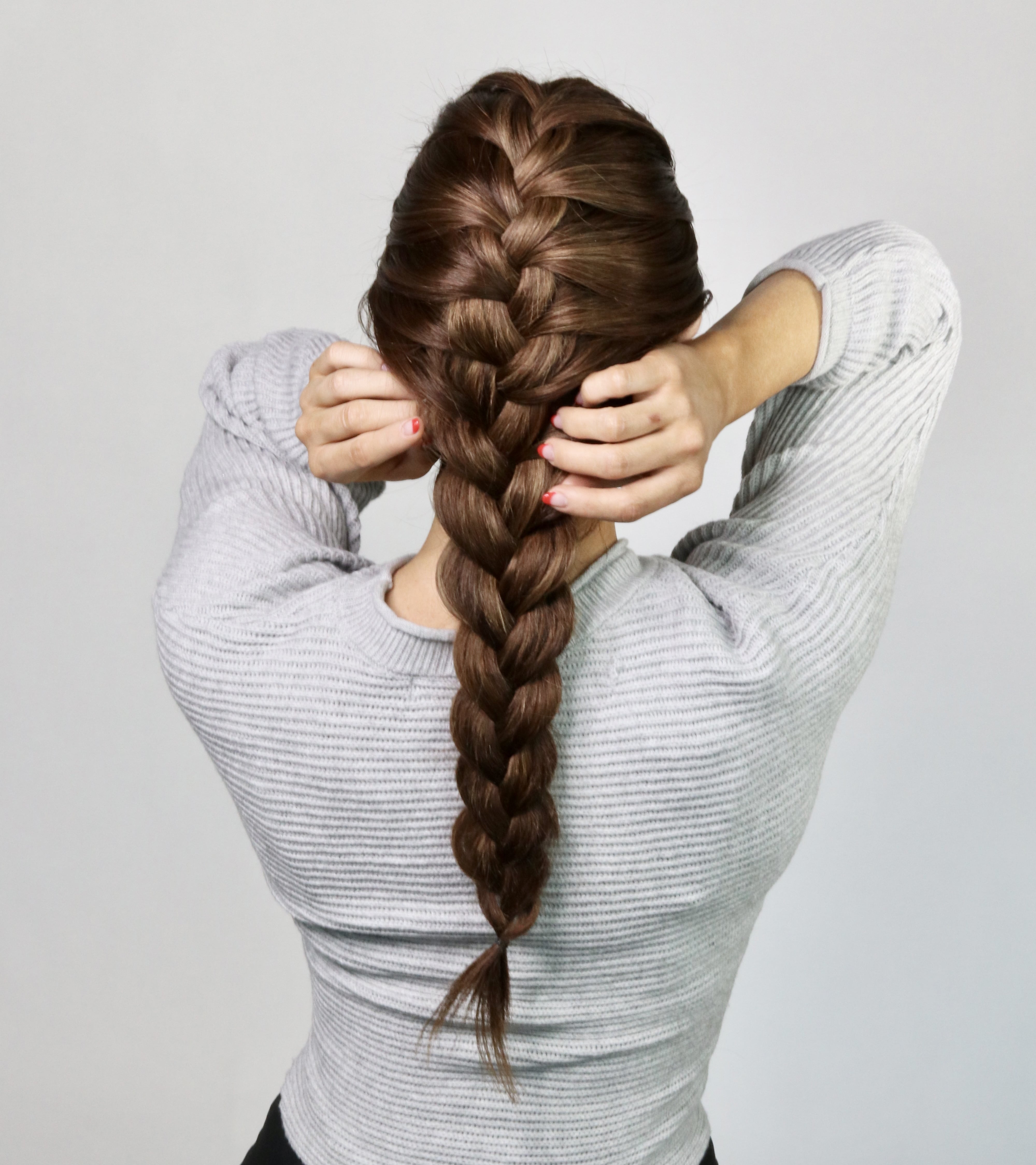 How to French Braid Your Hair in 5 Easy Steps