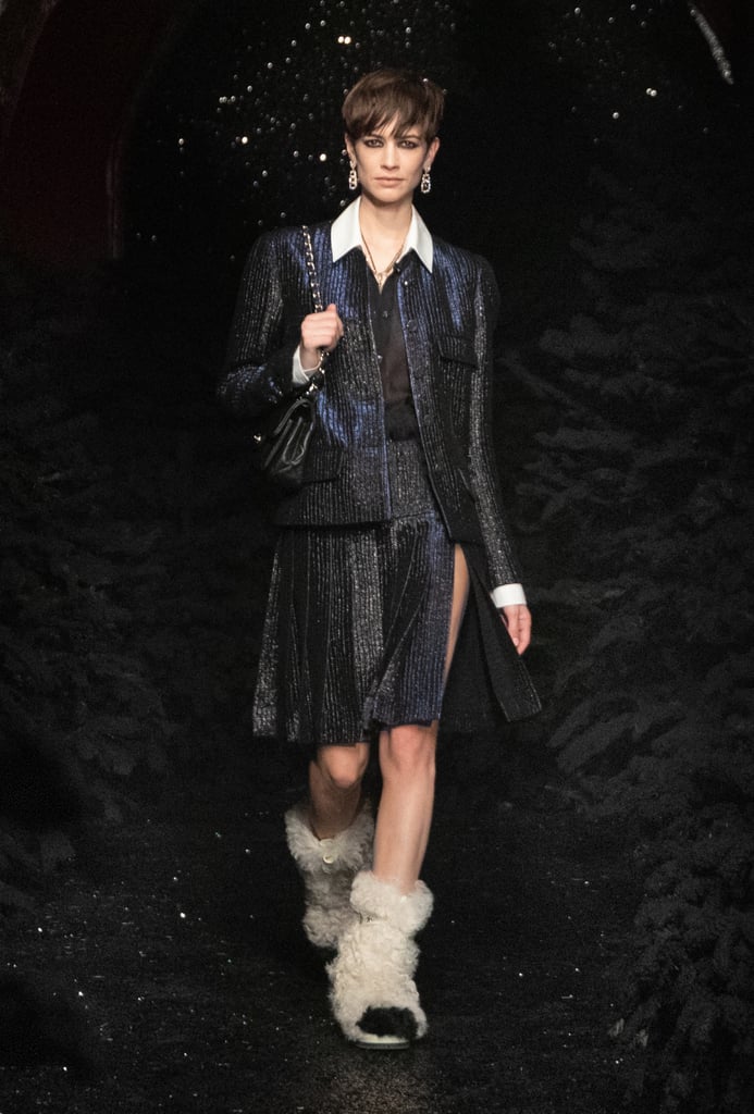 Chanel's Fall Collection Is a Mix of Ski Wear and '70s Cool