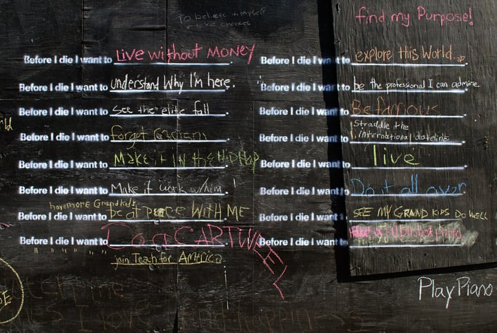 A panel of the original "Before I Die" wall in New Orleans.
Photo courtesy of CandyChang.com
