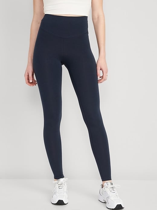 Old Navy Extra High-Waisted PowerChill Leggings