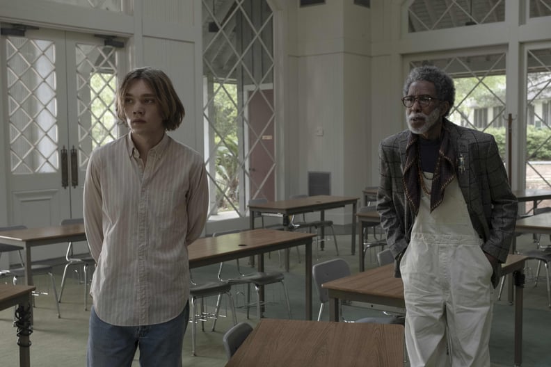 Charlie Plummer as Miles Halter and Ron Cephas Jones as Dr. Hyde in Looking For Alaska