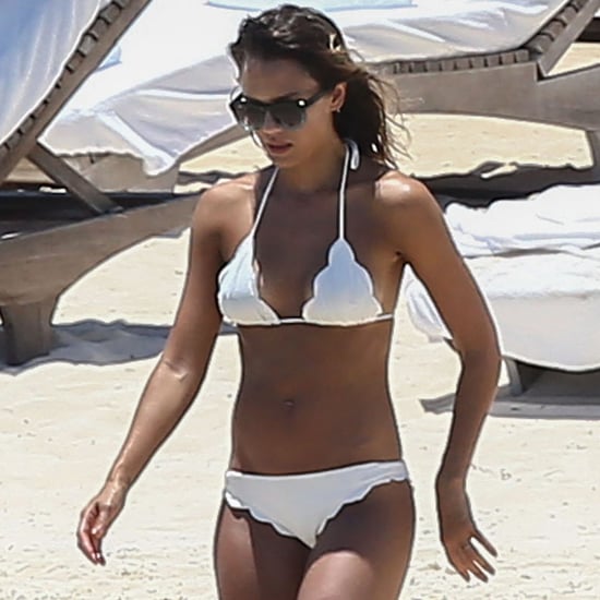 Jessica Alba in a Bikini in Cancun August 2015 | Pictures