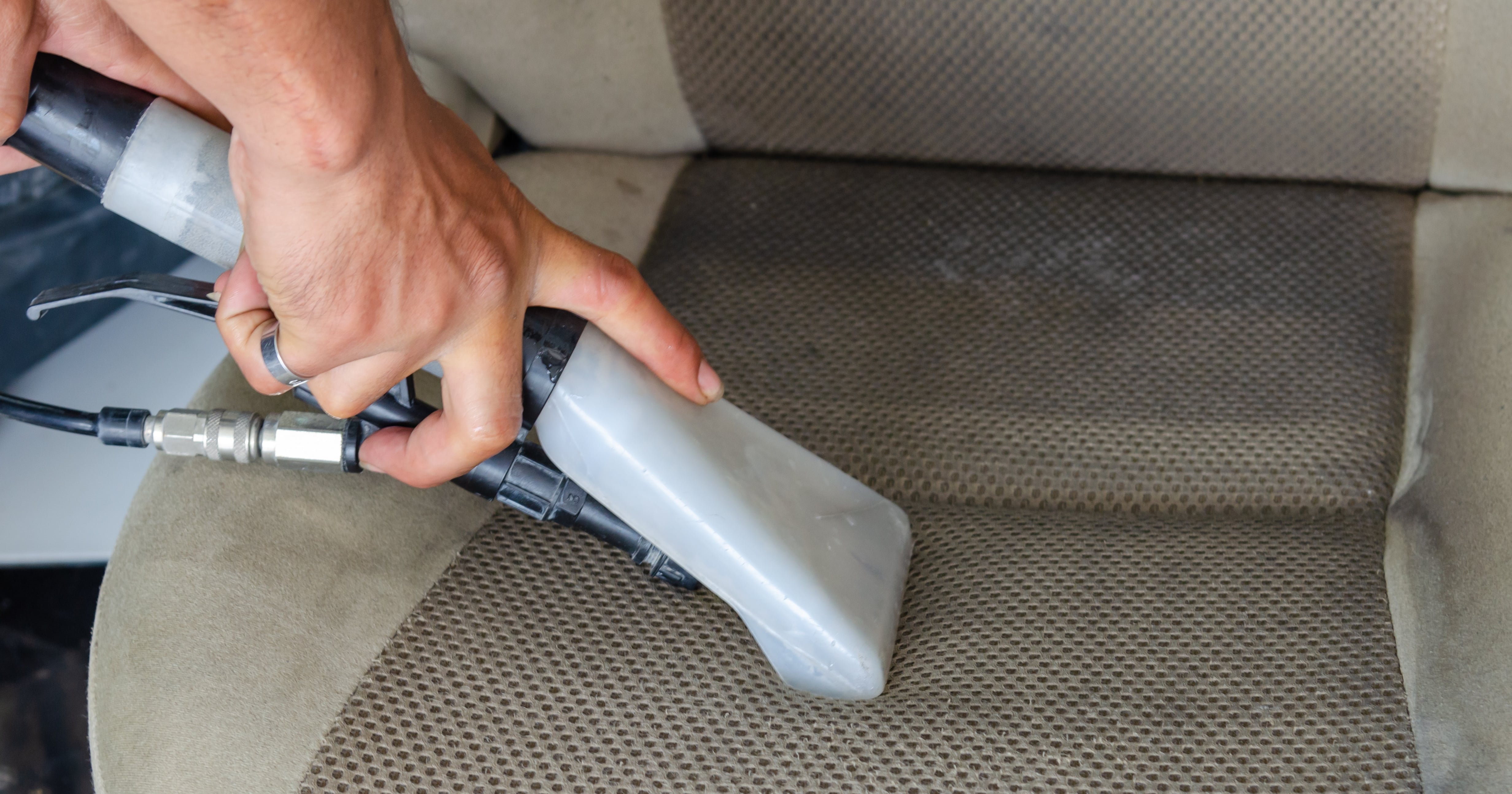 Carpet Cleaner vs. Laundry Soap - HOW TO CLEAN CAR MATS 