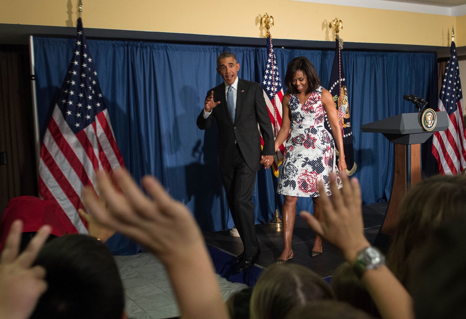 Best Photos Of The Obamas Visit To Cuba Popsugar Latina 2591