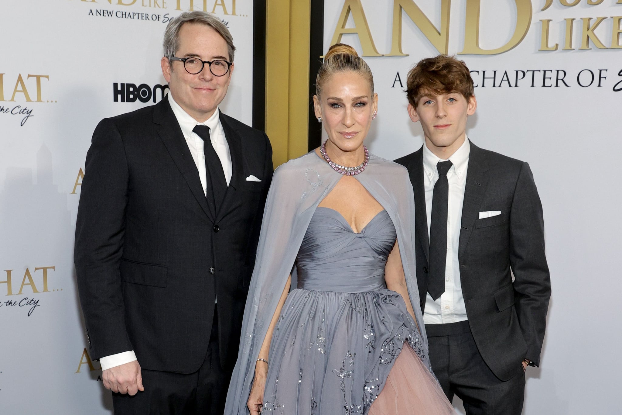 NEW YORK, NEW YORK - DECEMBER 08: (LR) Matthew Broderick, Sarah Jessica Parker and James Wilkie Broderick attends HBO Max's 