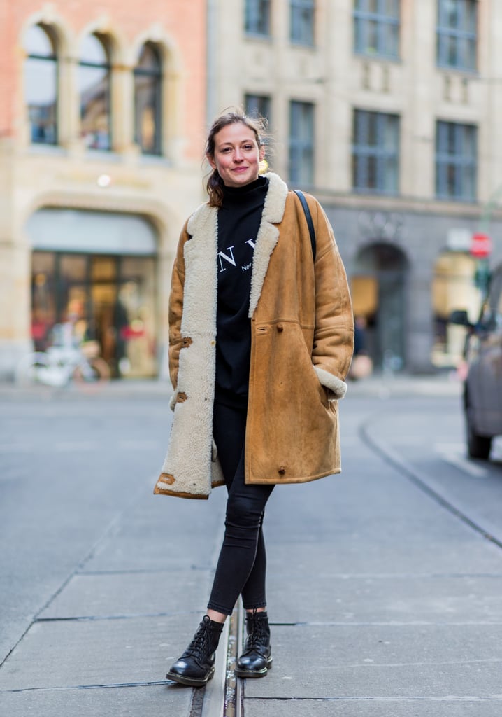 A Big Turtleneck, Black Skinny Jeans, and a Long Shearling Jacket ...