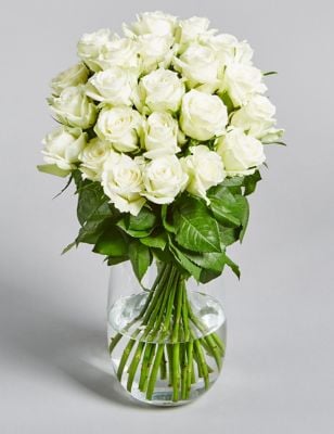 Marks & Spencer Fairtrade White Roses