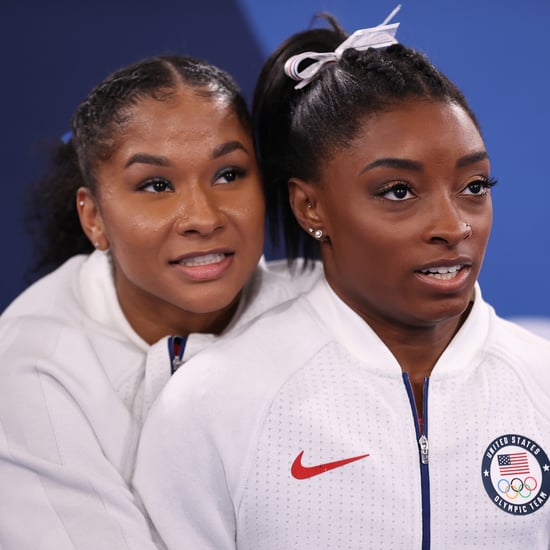 西蒙·拜尔斯(Simone Biles)和乔丹·奇利斯(Jordan Chiles)有一对奥运项链