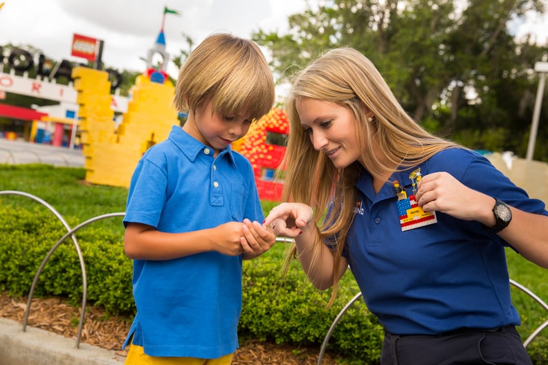 Minifigure Trading With Staff