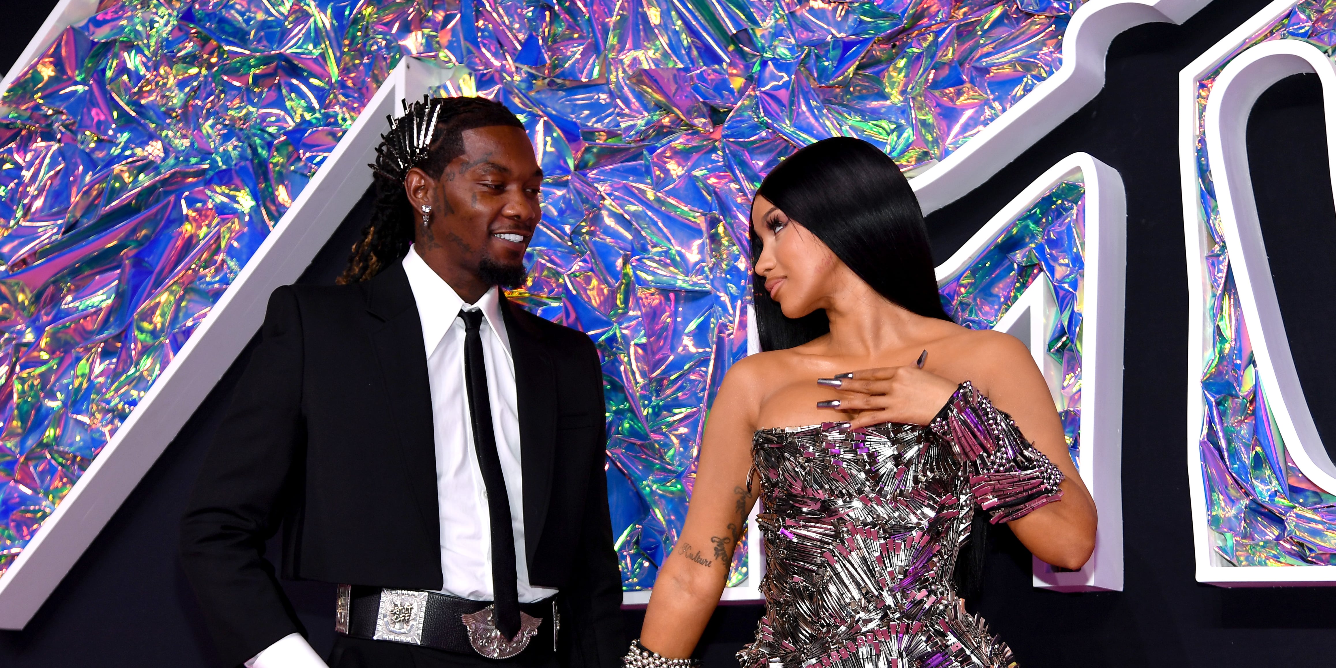Cardi B and Offset at the 2023 MTV VMAs | PS Celebrity