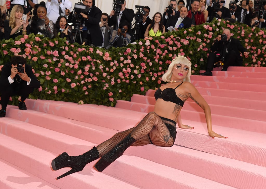 Lady Gaga在2019年遇到了联欢晚会