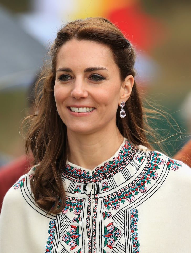 Kate Middleton | How to Wear Drop Earrings | POPSUGAR Fashion Photo 2
