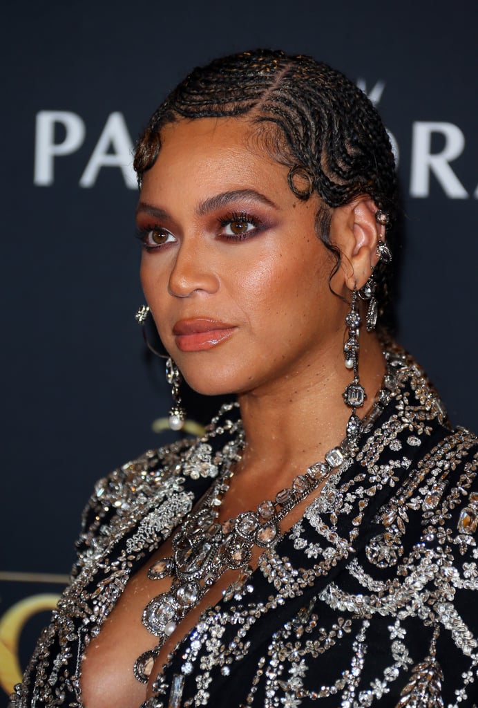 Beyoncé's Braided Fingers Waves at The Lion King Premiere