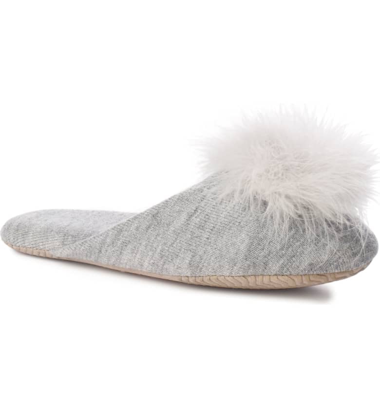 white company womens slippers