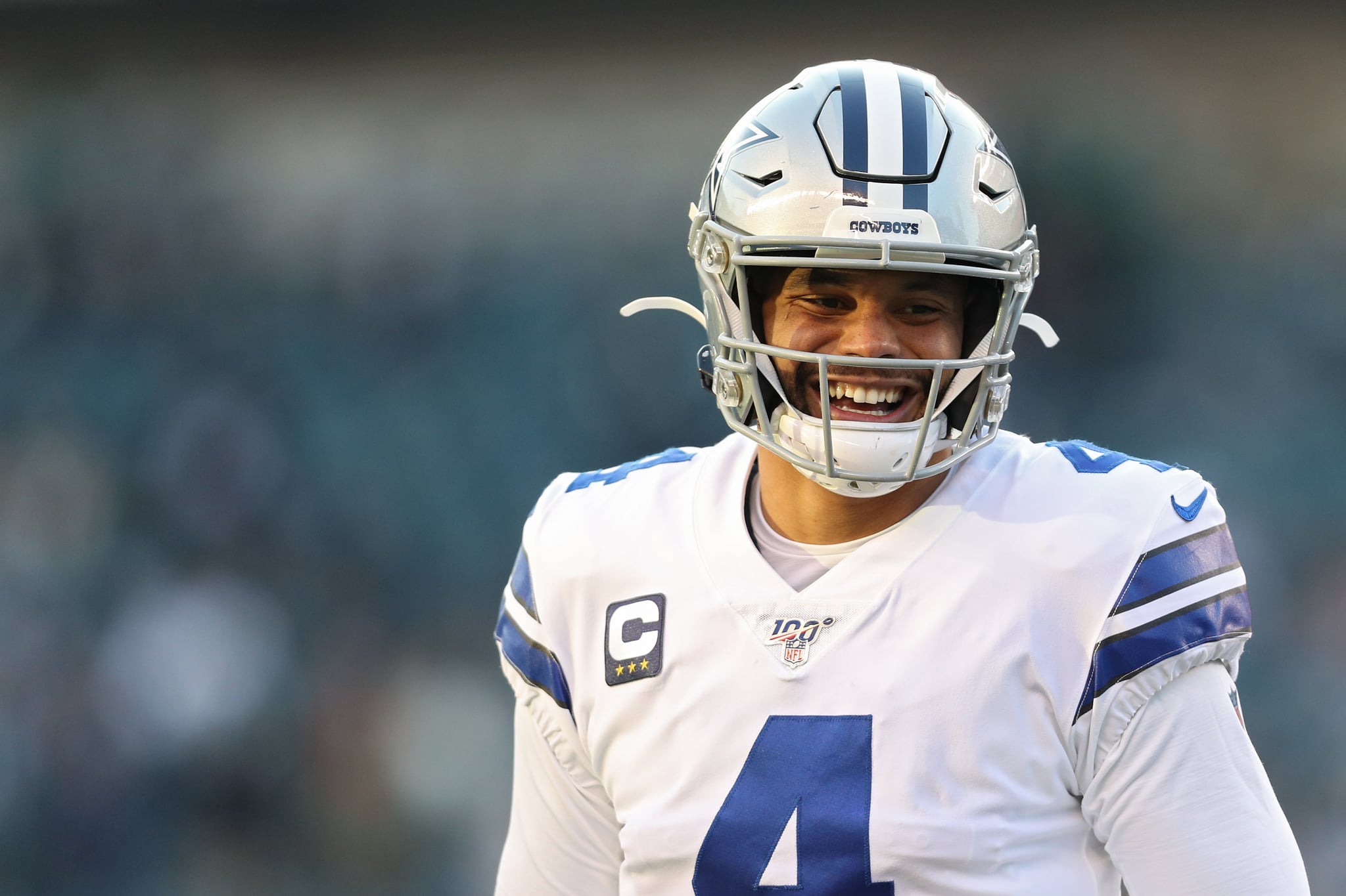 PHILADELPHIA, PENNSYLVANIA - DECEMBER 22: Dak Prescott #4 of the Dallas Cowboys warms up before the game against the Philadelphia Eagles at Lincoln Financial Field on December 22, 2019 in Philadelphia, Pennsylvania. (Photo by Patrick Smith/Getty Images)