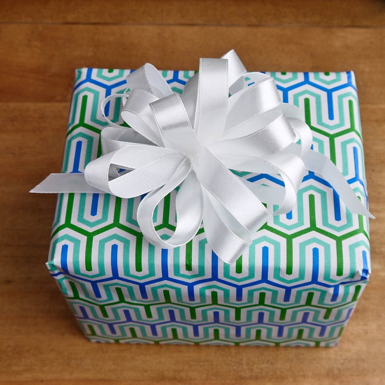 Make the Perfect Bow to Top Your Presents