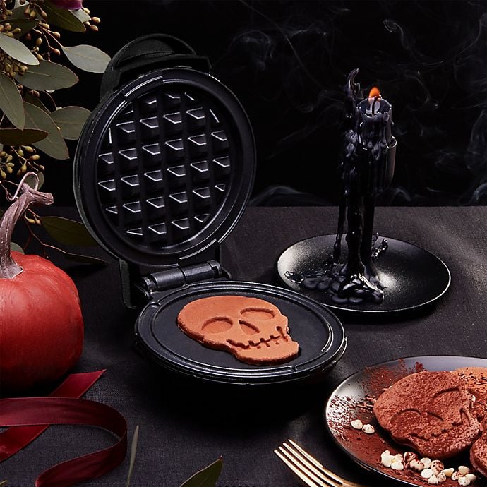 Dash Skull Mini Waffle Maker in Shimmer