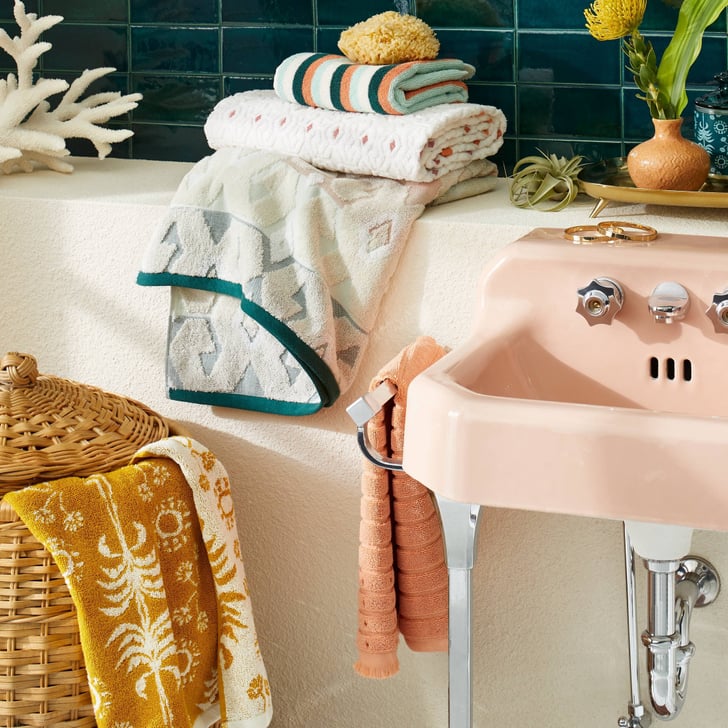 A Golden Glow Opalhouse x Jungalow Palm Frond Jacquard Bath Towel