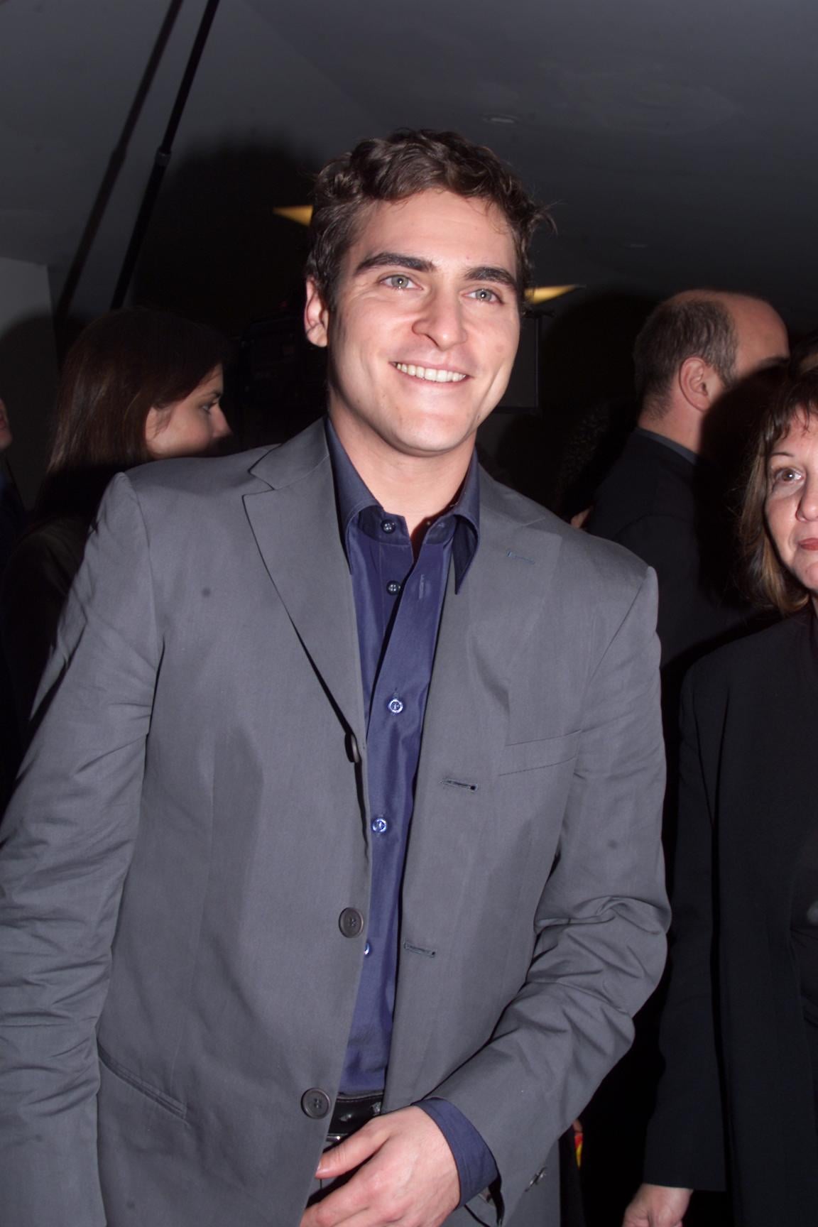 Joaquin Phoenix Through the Years | PS Celebrity, image size:1152x1728