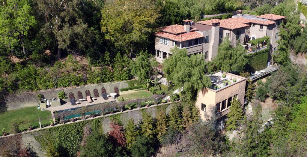 Mischa Barton Selling Beverly Hills Home