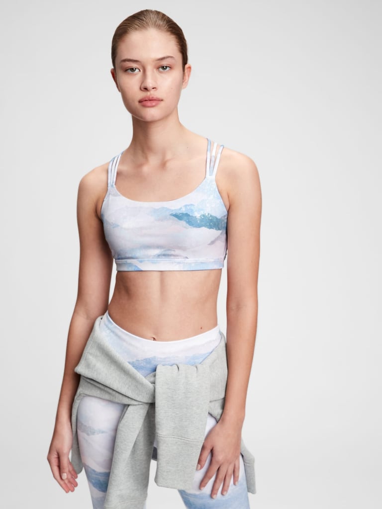 GapFit Eclipse Medium Support Strappy Sports Bra