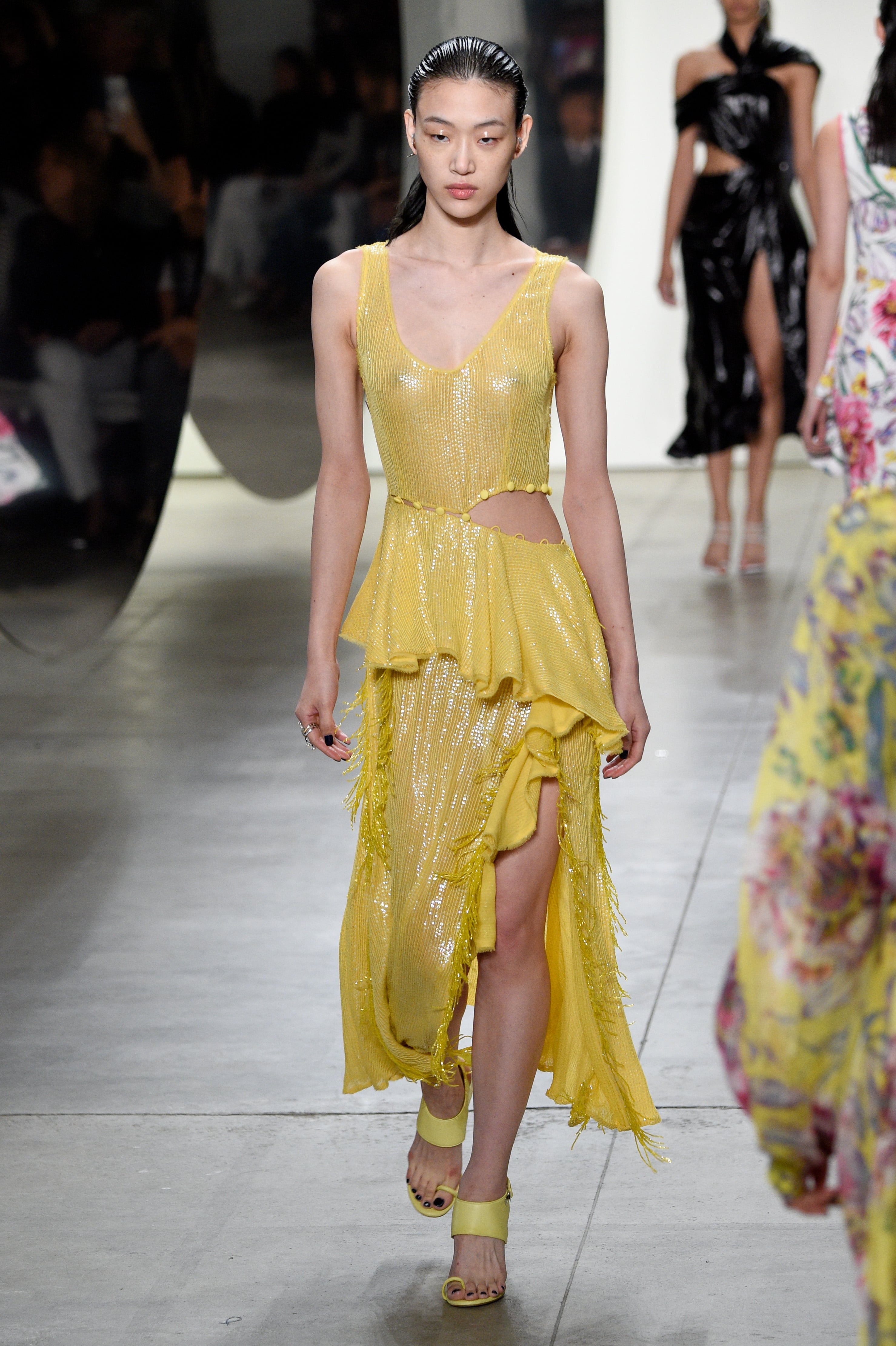yellow dress runway Look 3  ELIE SAAB