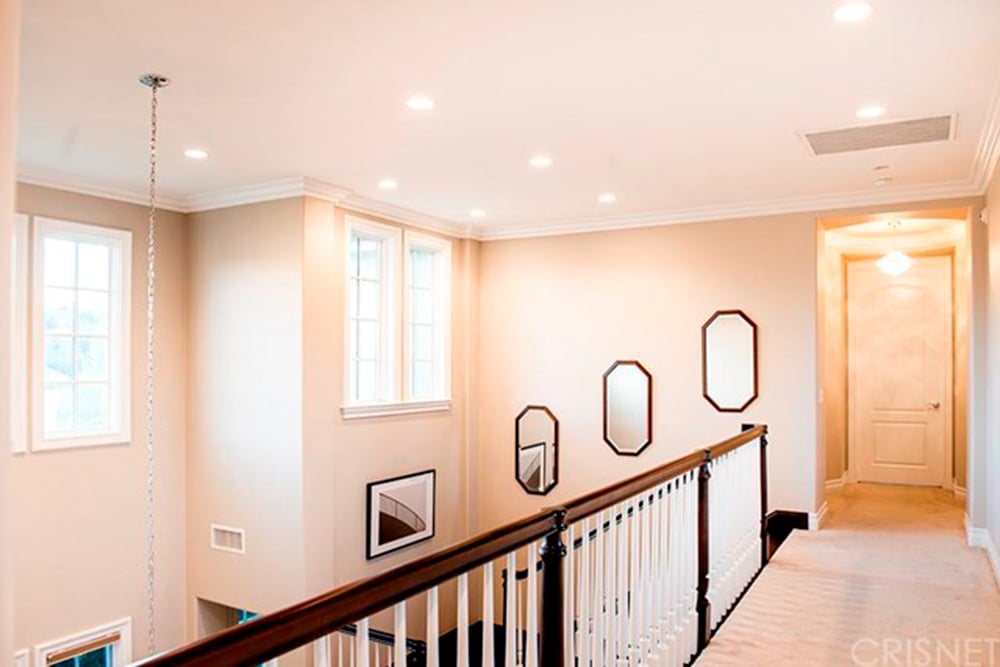 Kris Jenner Buys House Rumored For Rob Kardashian