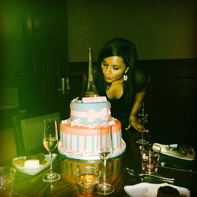 Mindy Kaling celebrated her birthday in Las Vegas with a giant cake.
Source: Instagram user mindykaling