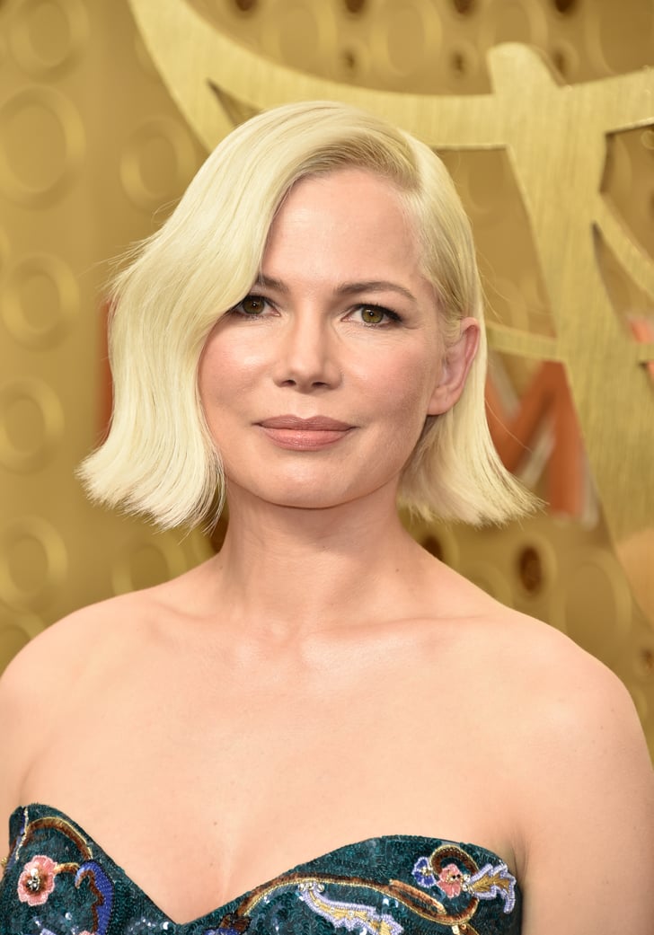 Michelle Williams's Wavy Bob With Blunt Ends at the Emmys 2019 | All ...