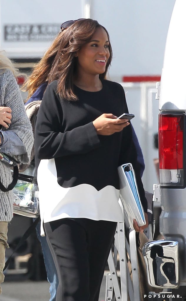 Pregnant Kerry Washington on Scandal Set