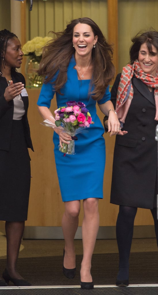 On Friday, Kate Middleton gave a big smile as she attended the opening of an art therapy room in a London school.