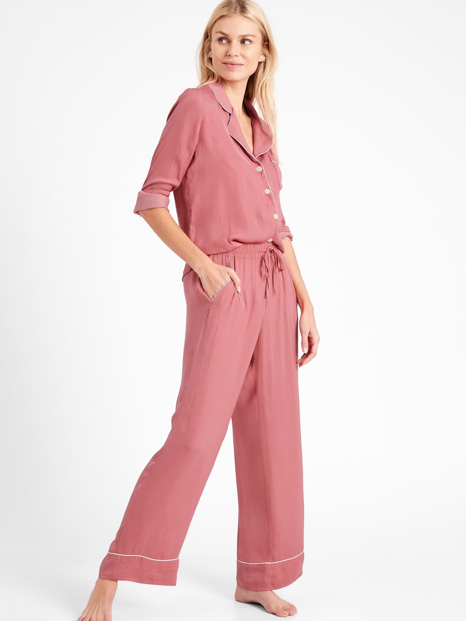 Banana Republic Valentine's Day Gifts For Her Under 100 POPSUGAR Fashion
