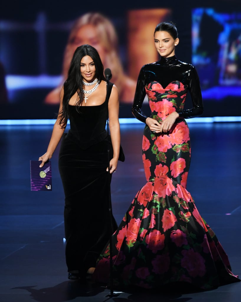 Kim Kardashian And Kendall Jenner S Outfits At Emmys 2019