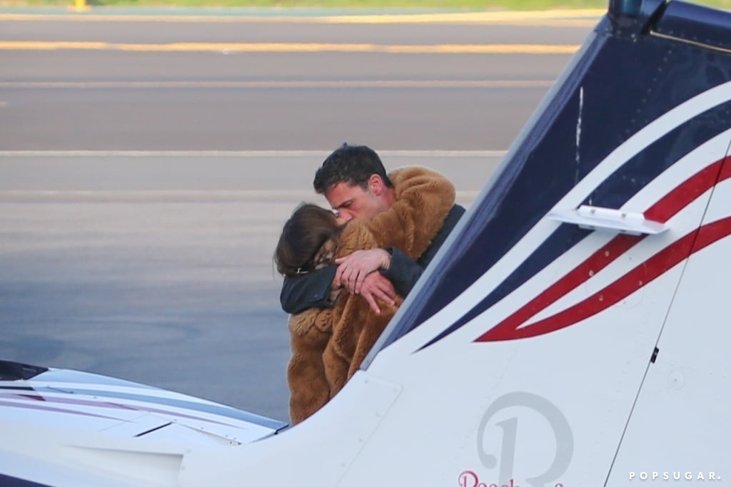 Jennifer Lopez and Ben Affleck Show PDA Before Flight in LA