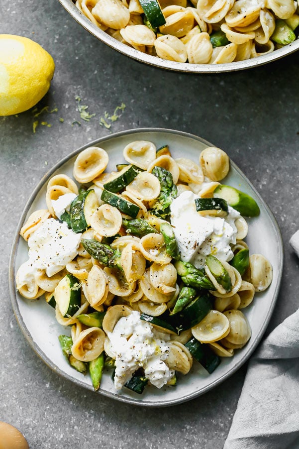 Lemon Brown Butter Pasta With Zucchini