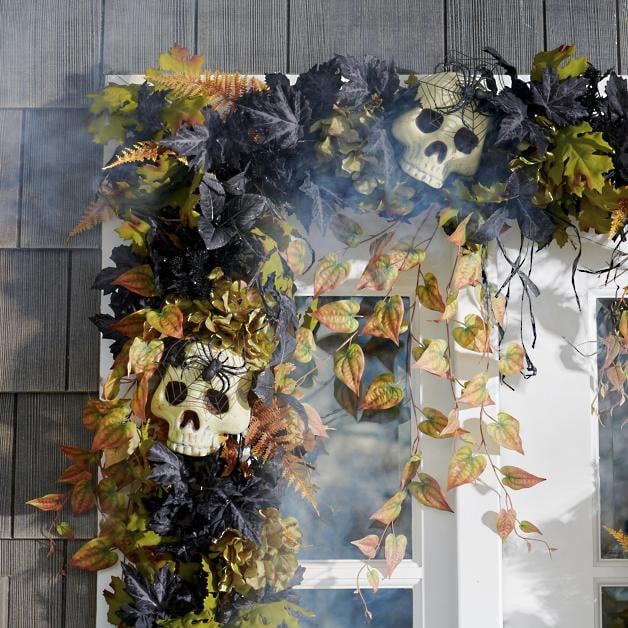 Graveside Halloween Garland