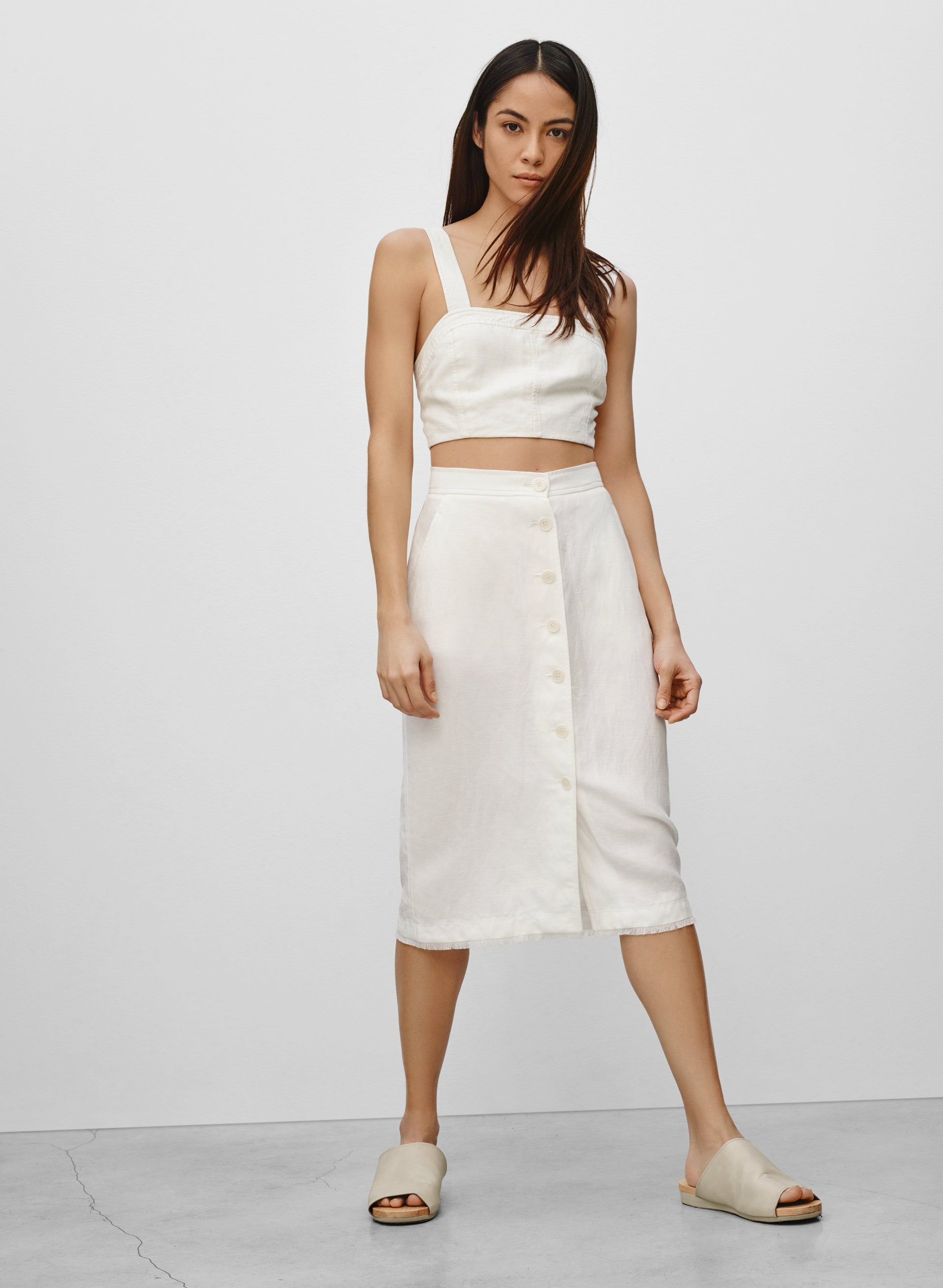 Aritzia button front skirt 2025