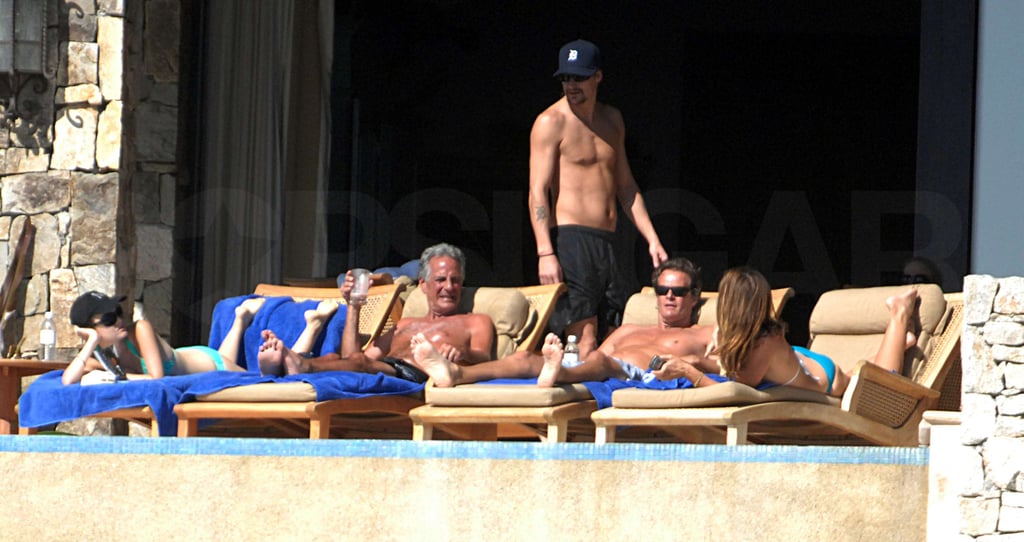 Shirtless Clooney Brings a Happy 09