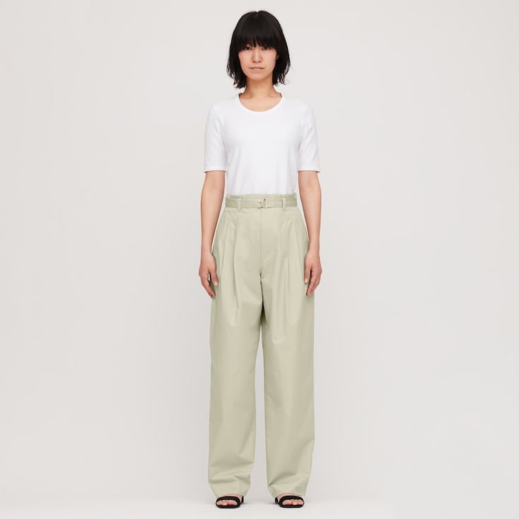 Uniqlo U Cotton Twill Tuck Pants | Comfortable Outfits Inspired by ...