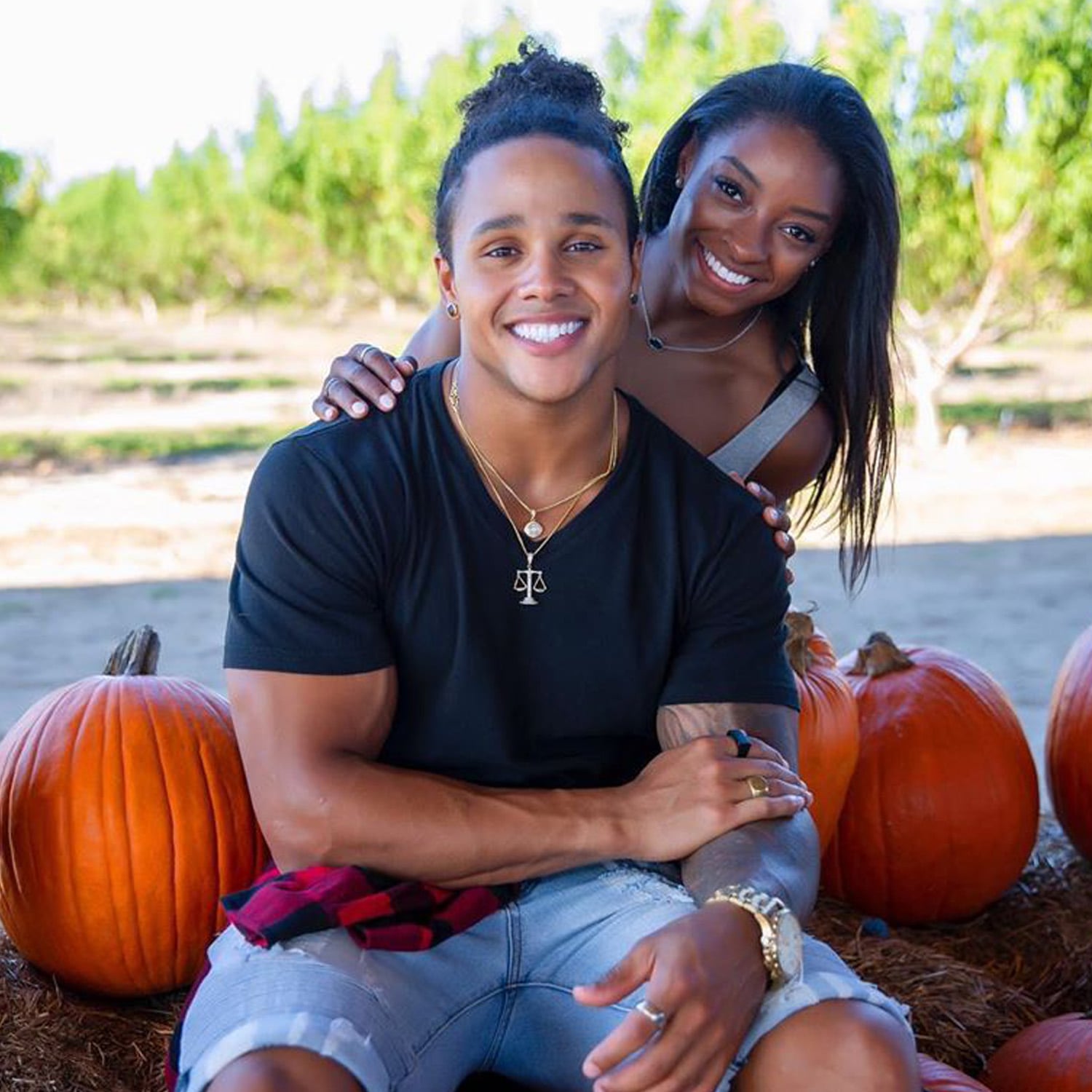 Simone Biles And Stacey Ervin Jr Pumpkin Patch Photo Popsugar Celebrity