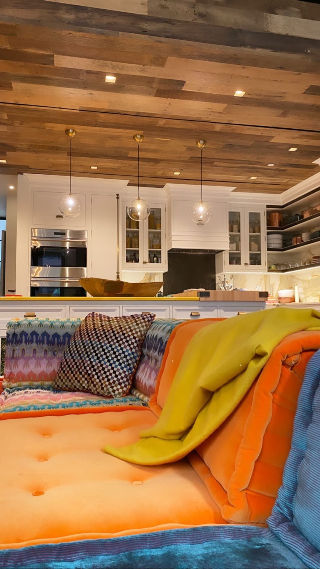 Get A Glimpse Inside Gigi Hadid S Nyc Apartment Photos Popsugar Home